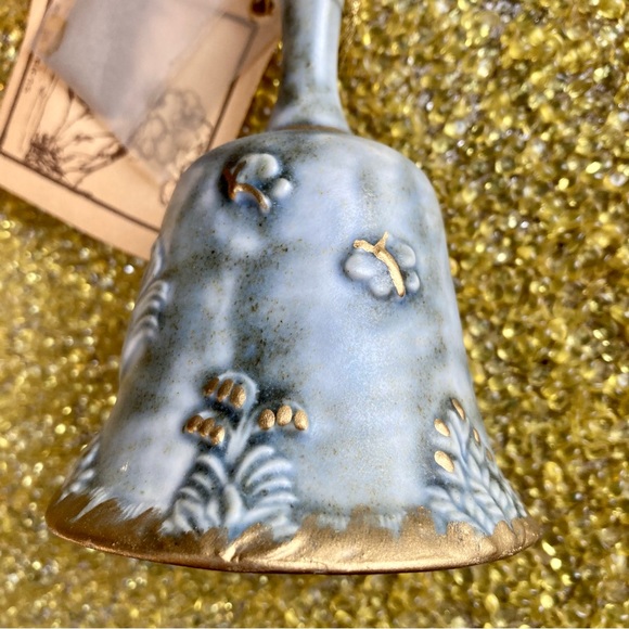 1980 Unicorn Bell with Ash from Mt. Saint Helens - Picture 5 of 13